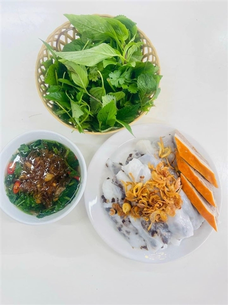 Bánh Cuốn Nóng