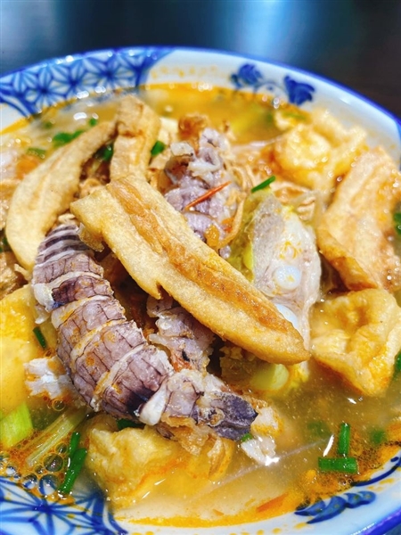 Bún riêu Cô Thủy